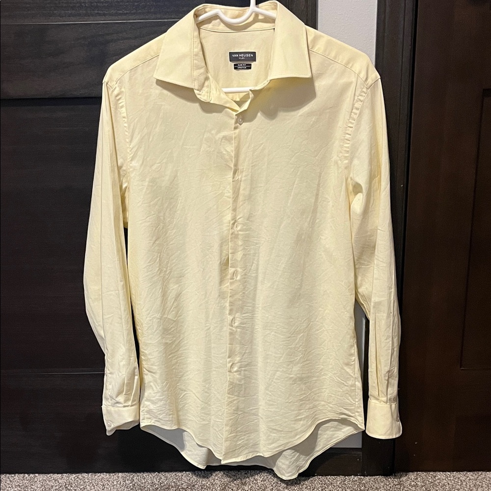 Van Heusen Men's Light Yellow Dress Shirt